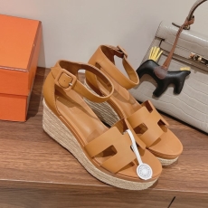 Hermes Sandals